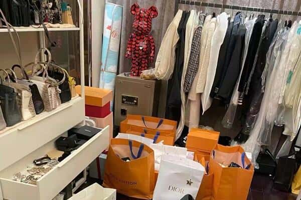 温州市鹿城回收一线品牌衣服